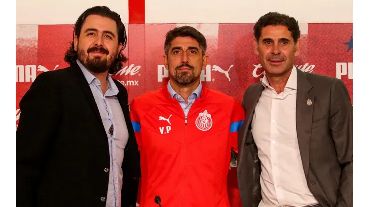 La directiva de Chivas lanza fuerte mensaje a los jugadores.