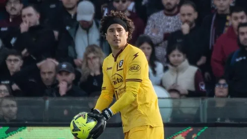 La prensa italiana reaccionó al debut oficial de Memo Ochoa con Salernitana