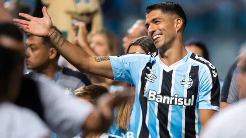 Luis Suarez is presented as Gremio s new reinforcement for the 2023 season, at Arena do Gremio, this Wednesday 04. 30761