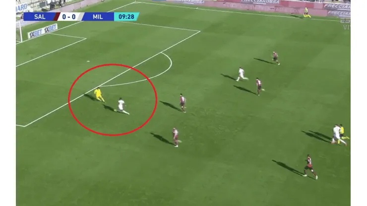 VIDEO | Error garrafal de Ochoa en su debut en Serie A vs. Milan
