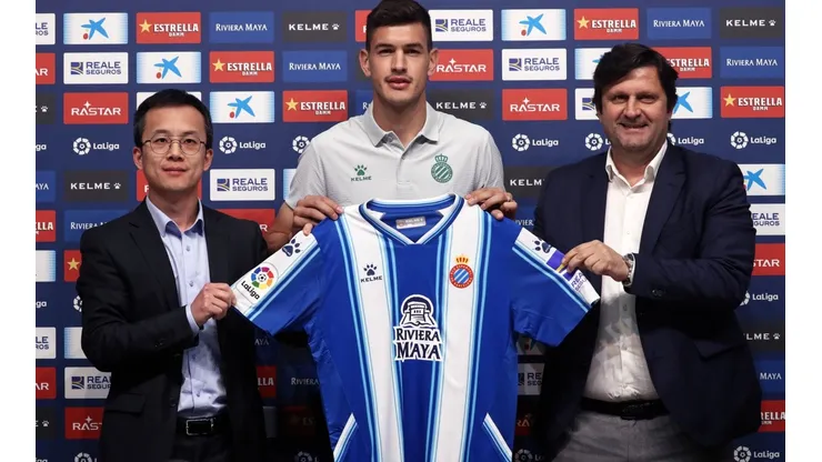 César Montes fue presentado como nuevo jugador del Espanyol