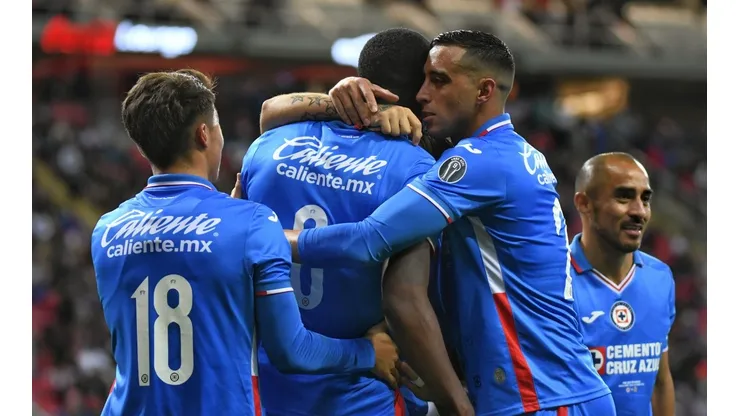 Cruz Azul sigue sin fichar a un delantero
