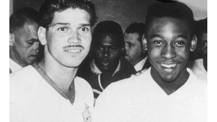 Salvador Reyes y Pelé fallecieron por culpa de la misma enfermedad, un mismo día y con 10 años de diferencia