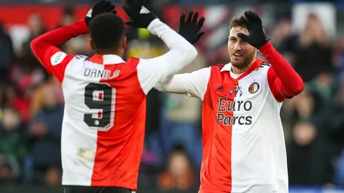 Santi Giménez dio dos asistencias en la victoria del Feyenoord