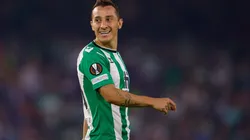 La afición del Betis tuvo otro de esos gestos que enamoran a Andrés Guardado