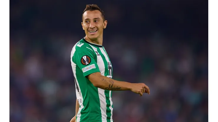 La afición del Betis tuvo otro de esos gestos que enamoran a Andrés Guardado