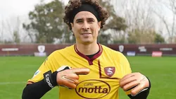 Guillermo Ochoa usará un histórico dorsal en su llegada al Salernitana