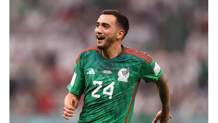 Luis Chávez anotó un golazo contra Arabia Saudita.