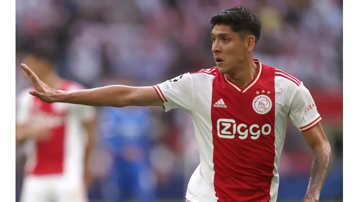 Edson Álvarez vuelve con Ajax tras estar en el Mundial de Qatar 2022.