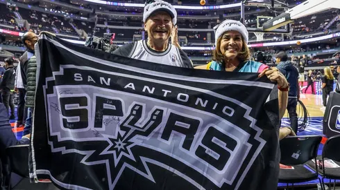 Los aficionados de los Spurs se mostraron entusiastas.