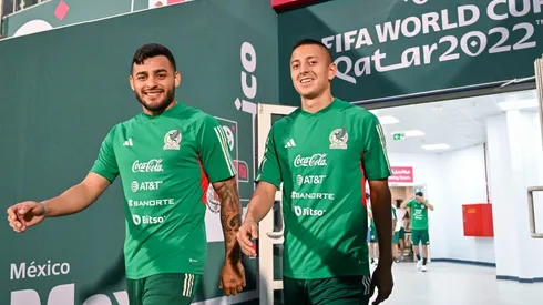 Alexis Vega y Roberto Alvarado en el estadio Al Khor, en Doha.