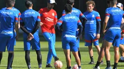 Las Chivas con Veljko Paunovic en la pretemporada para el torneo Clausura 2023.