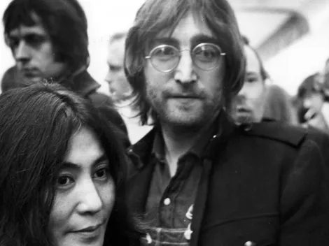 Jonh Lennon: A 42 años de su muerte, estas son las gafas que compró un fan en una subasta