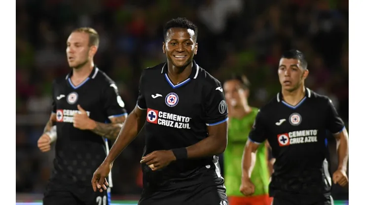 Jugador de Cruz Azul recibe jugosa oferta.