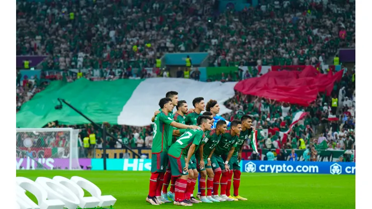 La selección y afición de México en el estadio Lusail contra Arabia Saudita.