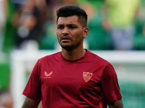 Tecatito Corona le trae buenas noticias a México y Sevilla