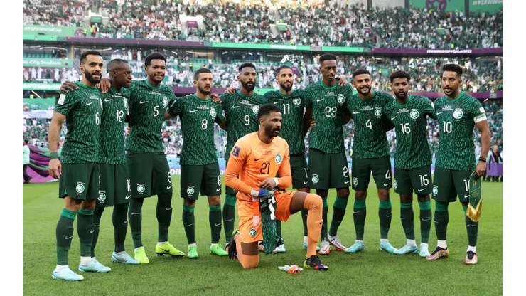 ¿Dónde juegan los futbolistas de Arabia Saudita y quién es su figura?