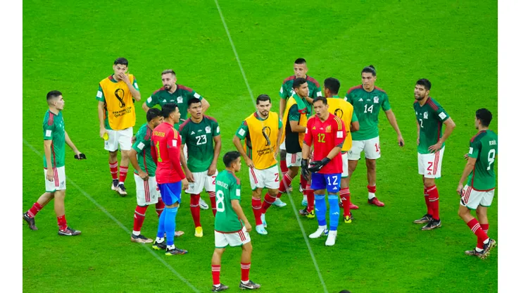 La selección mexicana quedó al borde de la eliminación tras la derrota ante Argentina.