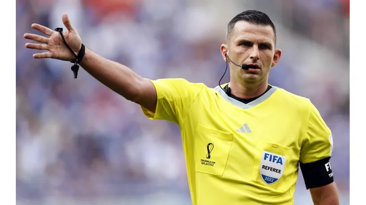 Michael Oliver será el árbitro del último partido del Tri en el Grupo C