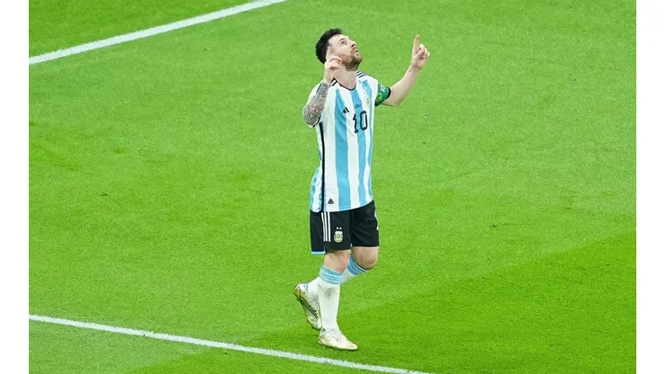 Lionel Messi celebra su gol ante México en Qatar 2022.