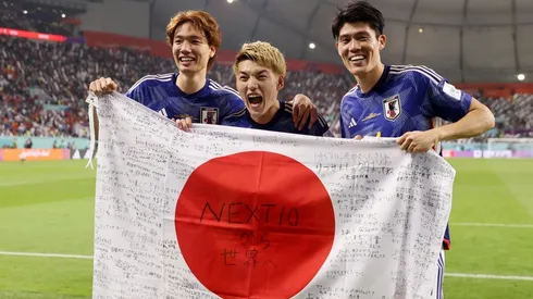 Japón se metió en octavos como líder de su grupo.