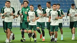 La selección mexicana en entrenamiento previo al partido contra Argentina.