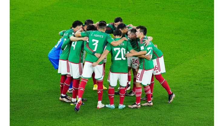 La selección mexicano previo al partido contra Polonia.