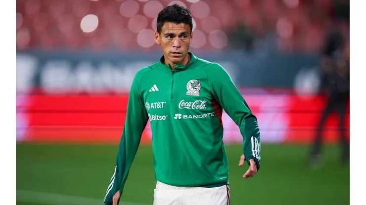 Héctor Moreno en la preparación rumbo a Qatar 2022.