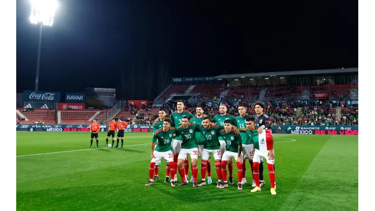 La selección mexicana antes de enfrentar a Suecia en su último partido de preparación.