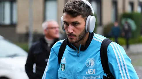 Santi Giménez no fue convocado para la Copa del Mundo