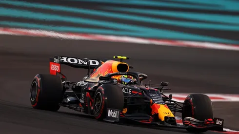 Sergio Pérez se prepara para la última carrera del año.