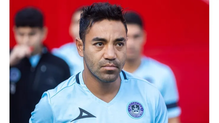 Marco Fabián le respondió a Chivas Guadalajara tras mostrarse con Fernando Hierro.