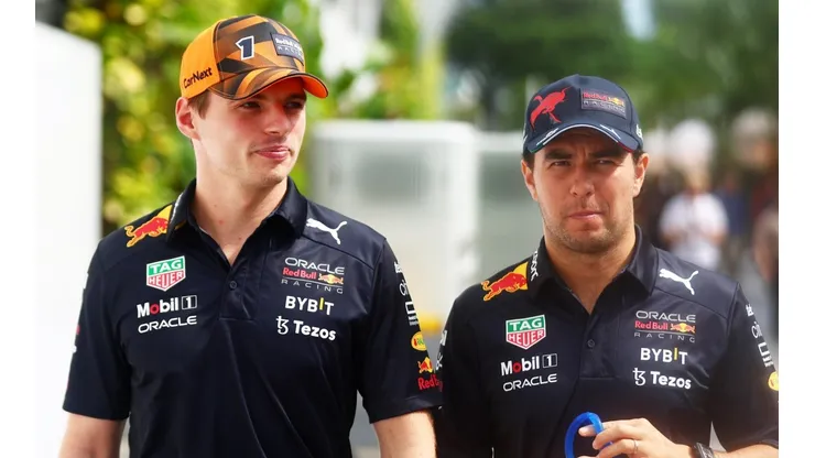Bicampeón de F1 defendió a Checo y apuntó contra Max