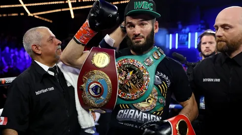 Artur Beterbiev tiene dos rivales en los que pensar antes que en Bivol
