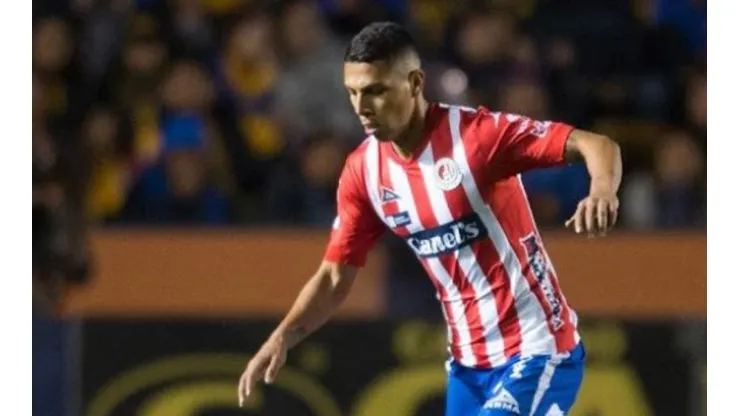 Luis Fernando León, defensa ecuatoriano del Atlético de San Luis.