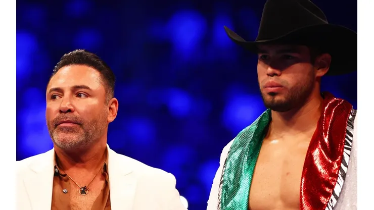 Tras la derrota de Zurdo Ramírez, Oscar De La Hoya se rindió ante Dmitry Bivol