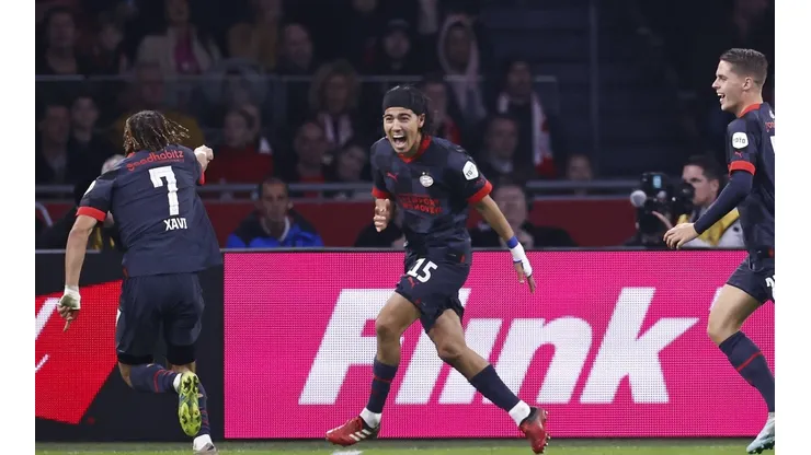 Erick Gutiérrez y un gol muy importante frente al Ajax.