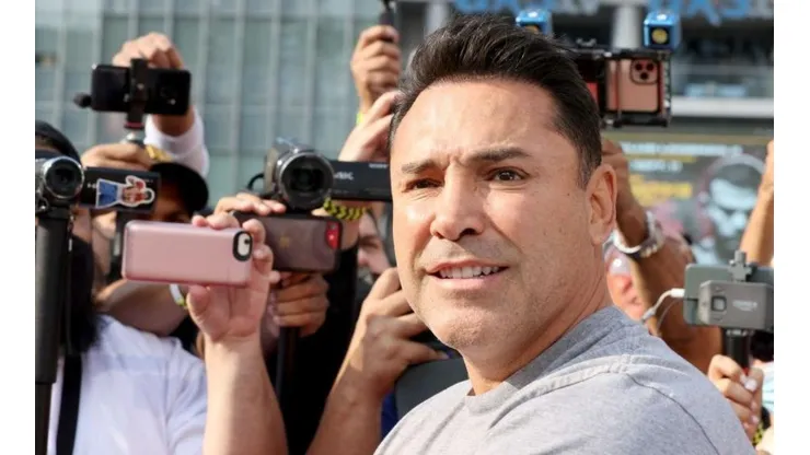 Óscar de la Hoya dio a su favoríto y un horrible destino para el perdedor