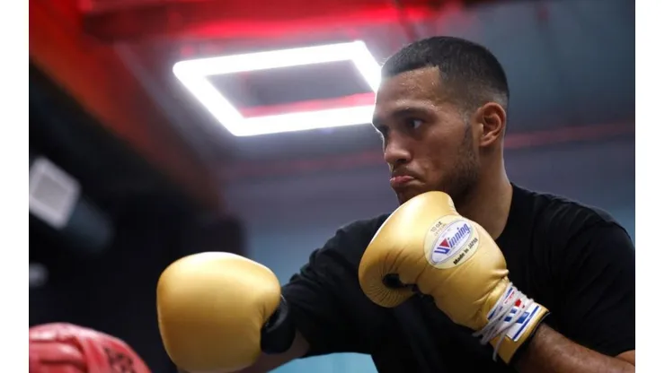 Eddie Hearn le da grandes noticias a David Benavidez.