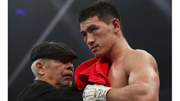 Dmitry Bivol marca su obejtivo para el 2023 y frustra a Canelo Álvarez