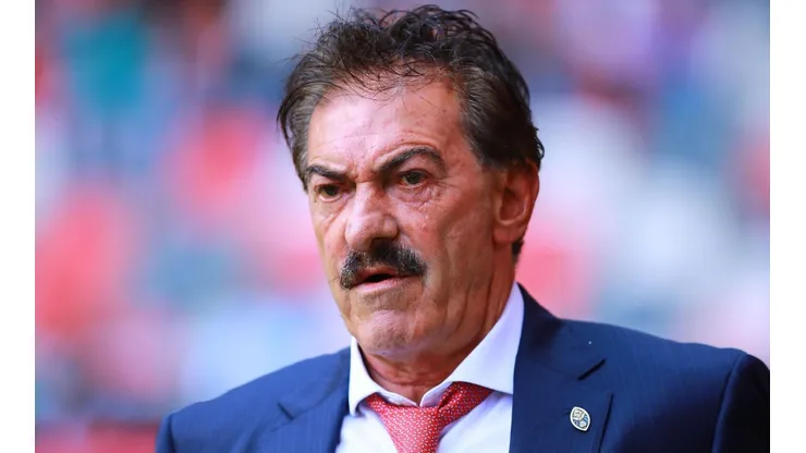 Ricardo La Volpe dejó de dirigir en la Liga MX en 2019.
