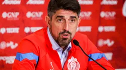 Veljko Paunovic en su presentación como director técnico de las Chivas del Guadalajara.