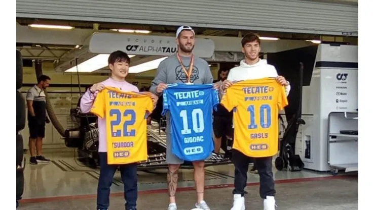 Gignac estuvo presente en el Gran Premio de México