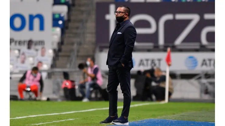 Antonio Mohamed sería el plan B de Chivas