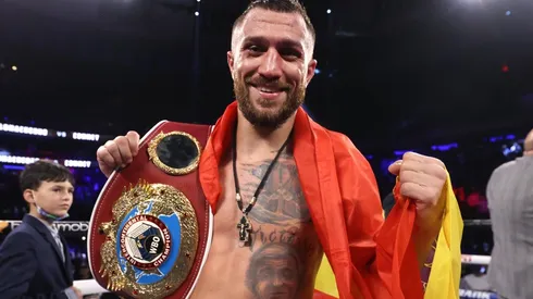 Vasyl Lomachenko marcó a los dos rivales que quiere enfrentar.