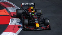 Checo Pérez durante el Gran Premio de México 2021 de la Fórmula 1