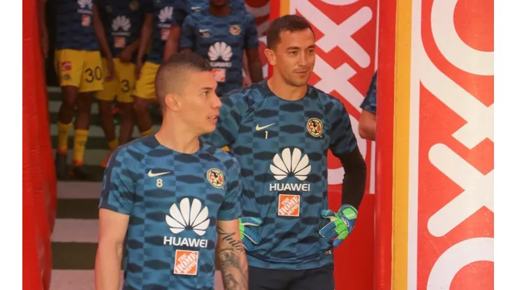 Mateus Uribe y Agustín Marchesín en la Liga MX.
