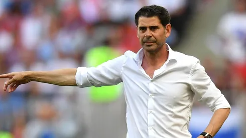 Fernando Hierro es el nuevo director deportivo de Chivas