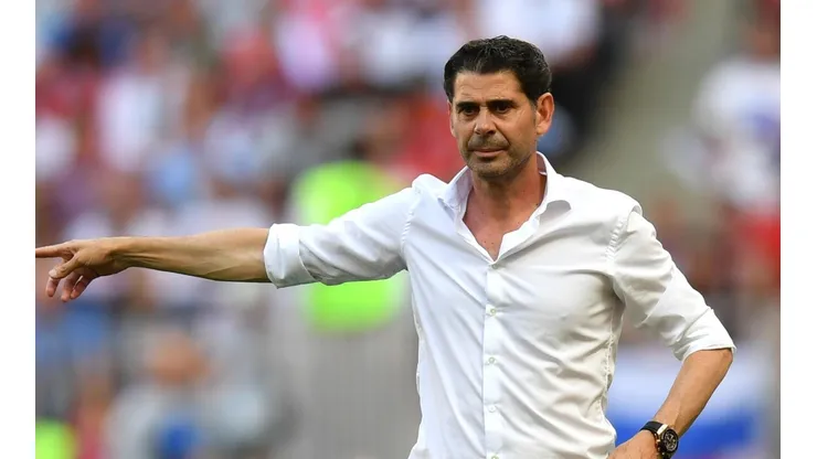 Fernando Hierro es el nuevo director deportivo de Chivas