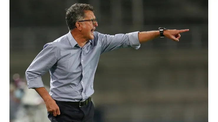 America v Athletico Paranaense - Copa CONMEBOL Sudamericana 2021